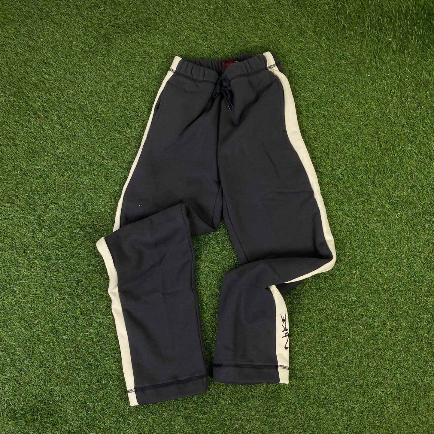 00s Nike Sweatshirt + Joggers Set Grey Small - Vintage Box