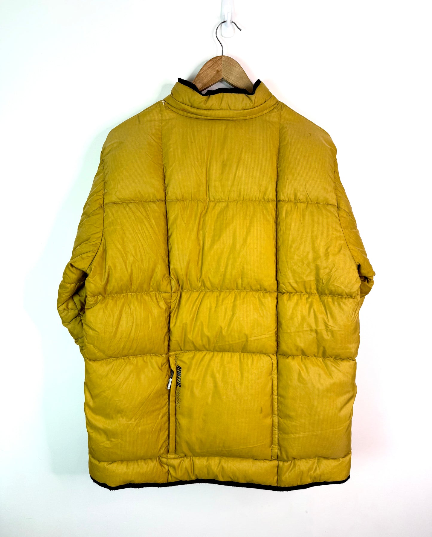 Vintage Nike Puffer Jacket Yellow Medium