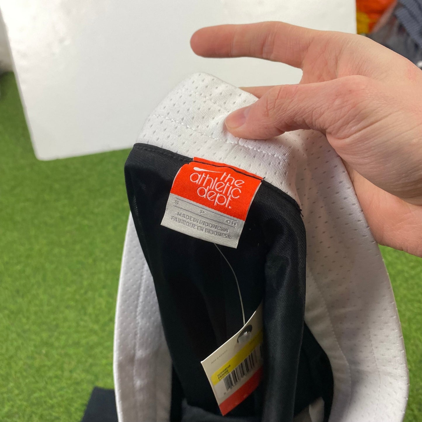 Vintage 90s Nike Joggers Black Small - Vintage Box