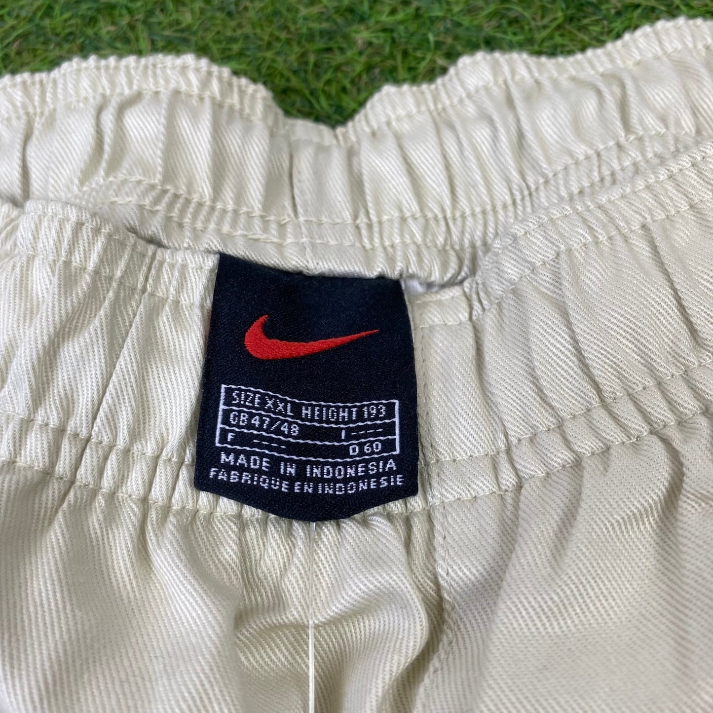 Vintage Nike Shorts Brown XXL - Vintage Box
