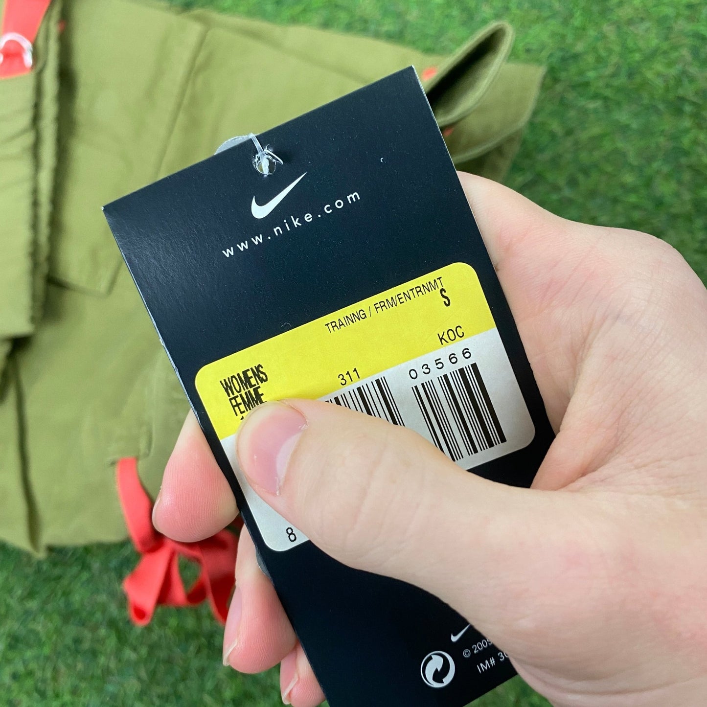 00s Nike Parachute Cargo Joggers Green Small - Vintage Box