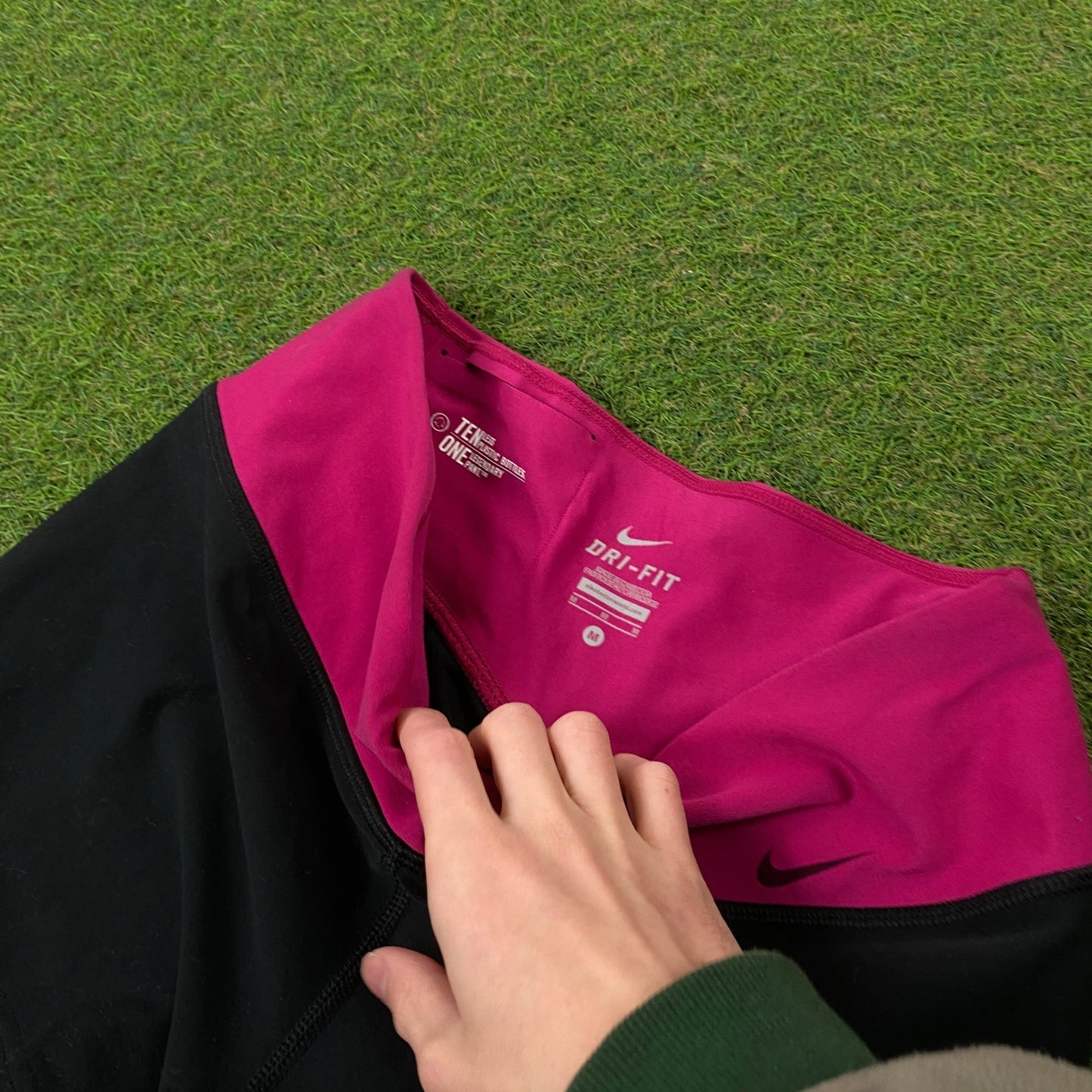 00s Nike Skirt Shorts Black Medium - Vintage Box