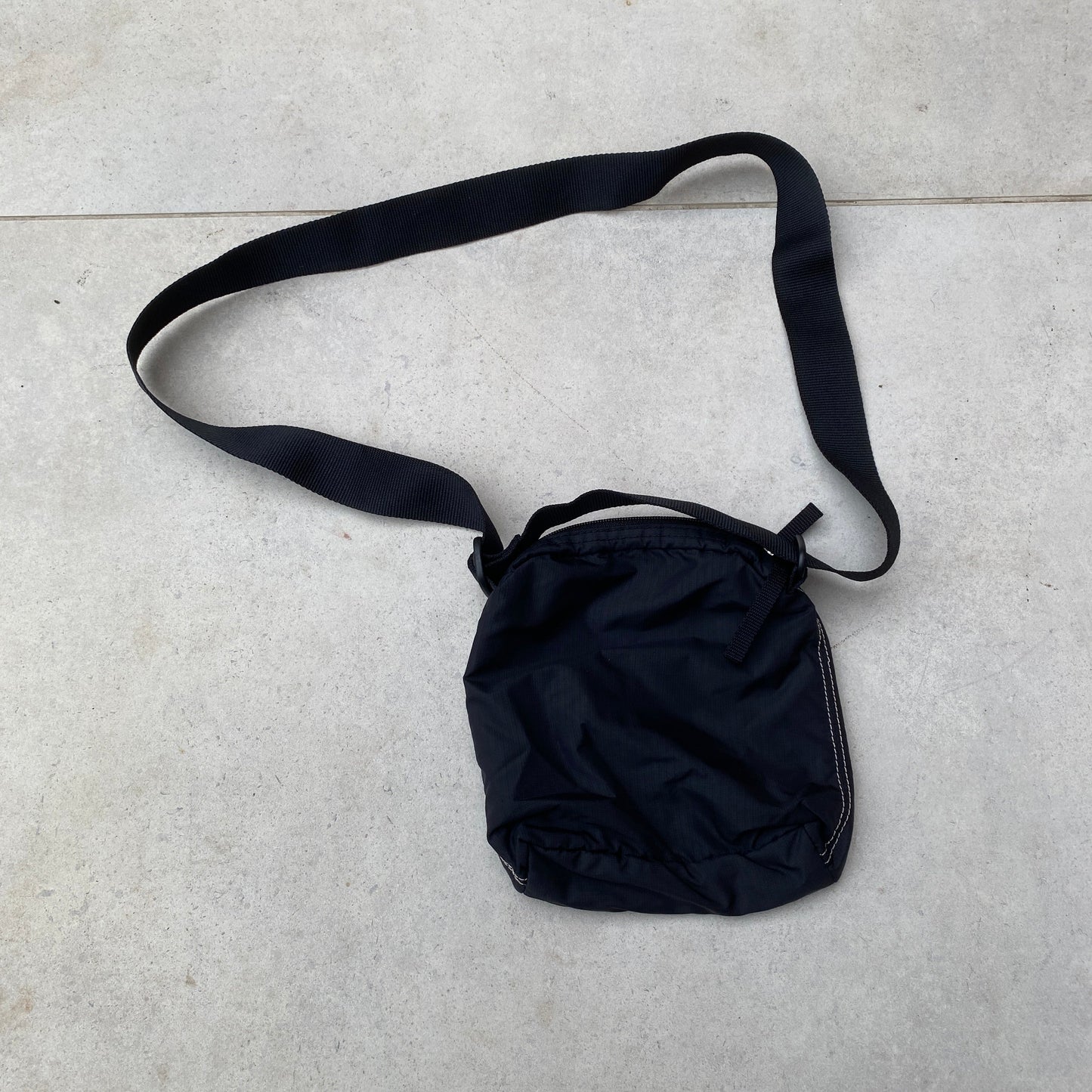 00s Nike Sling Shoulder Bag Black