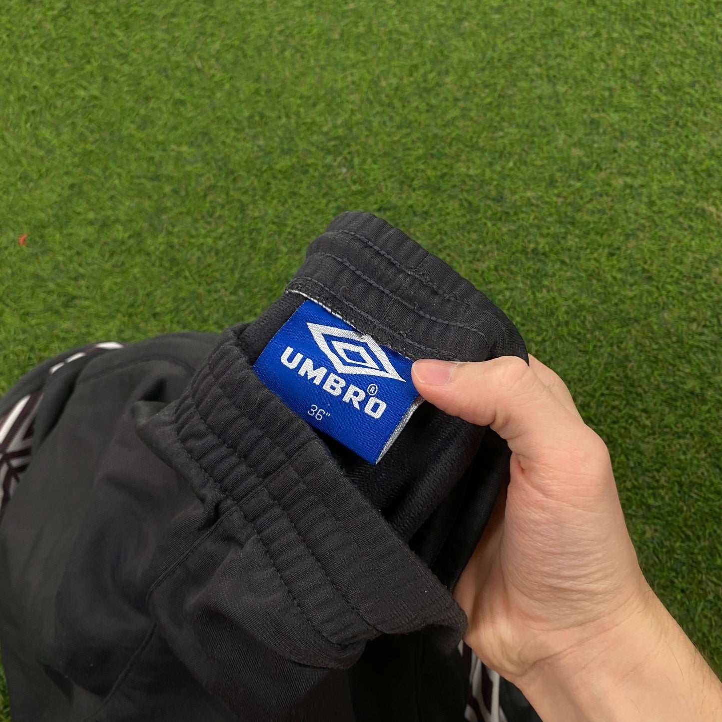 Retro Umbro Shorts Grey XL - Vintage Box