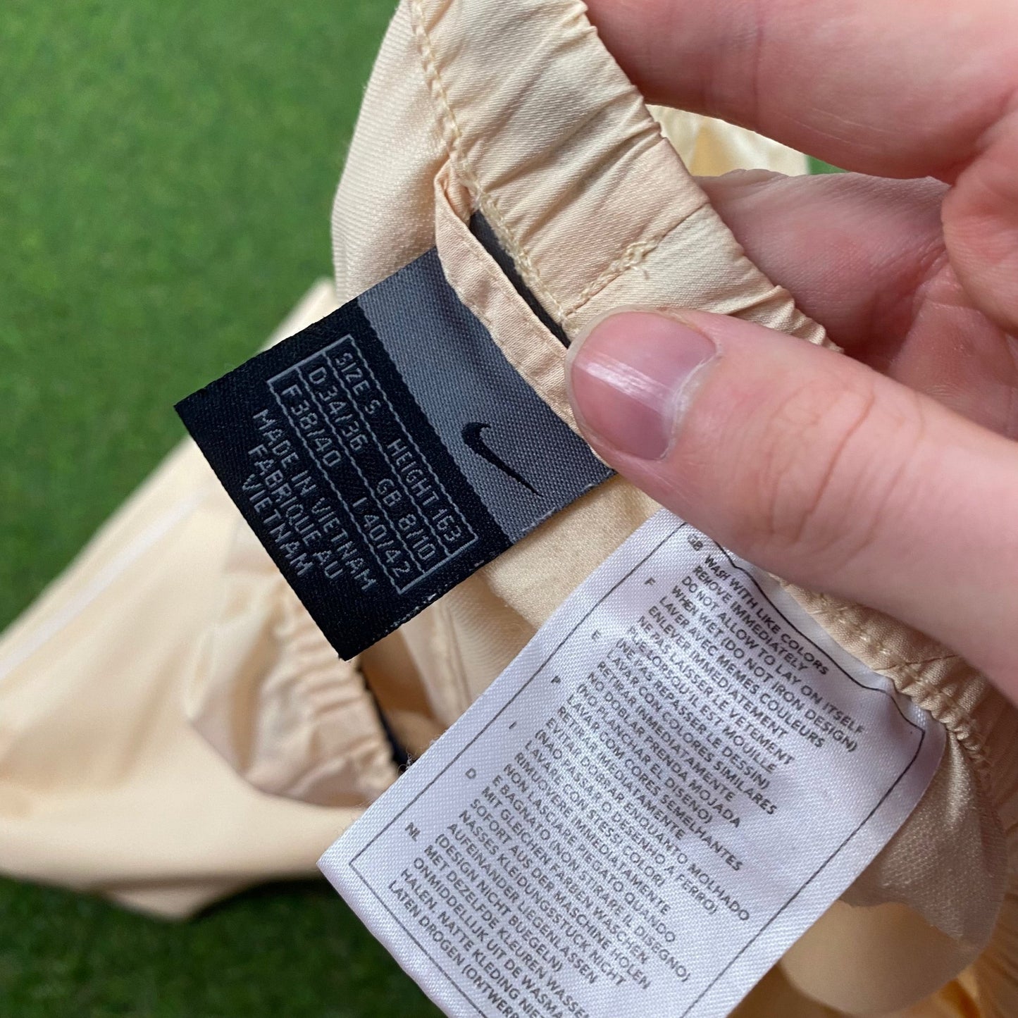 00s Nike Lightweight Linen Style Joggers Yellow Small - Vintage Box