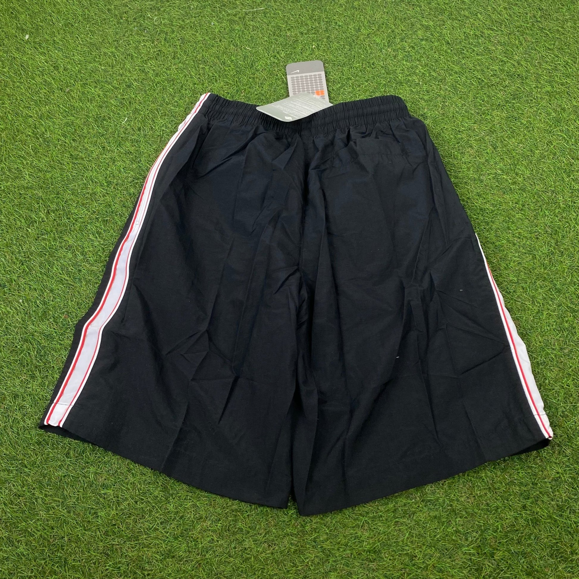 Vintage Nike Shorts Black Small - Vintage Box