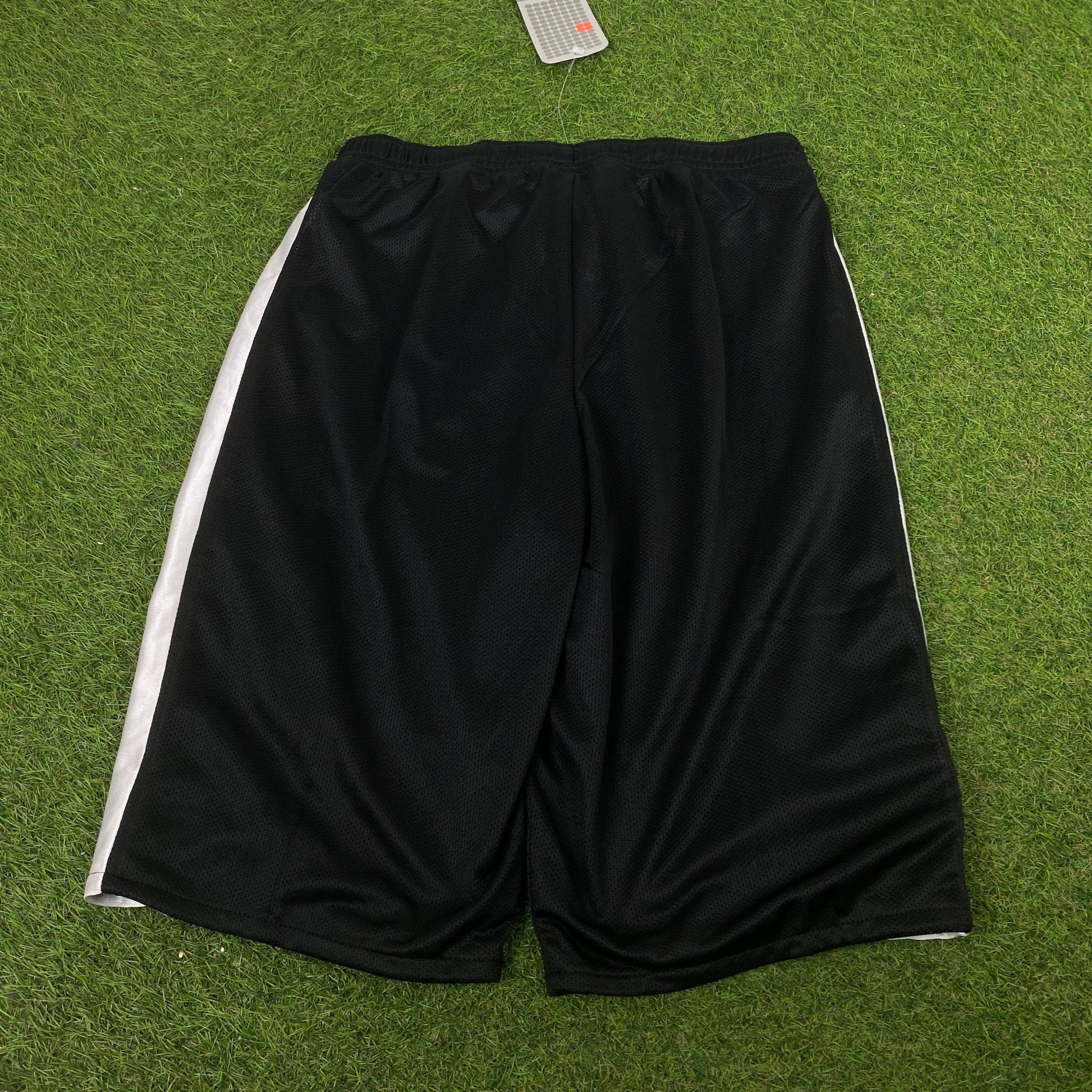 00s Nike Basketball Shorts Black Small - Vintage Box