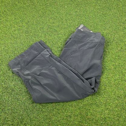 Vintage Nike ACG Cargo Shorts Grey XS - Vintage Box