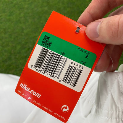 Vintage Nike TN Air Shorts White Small - Vintage Box