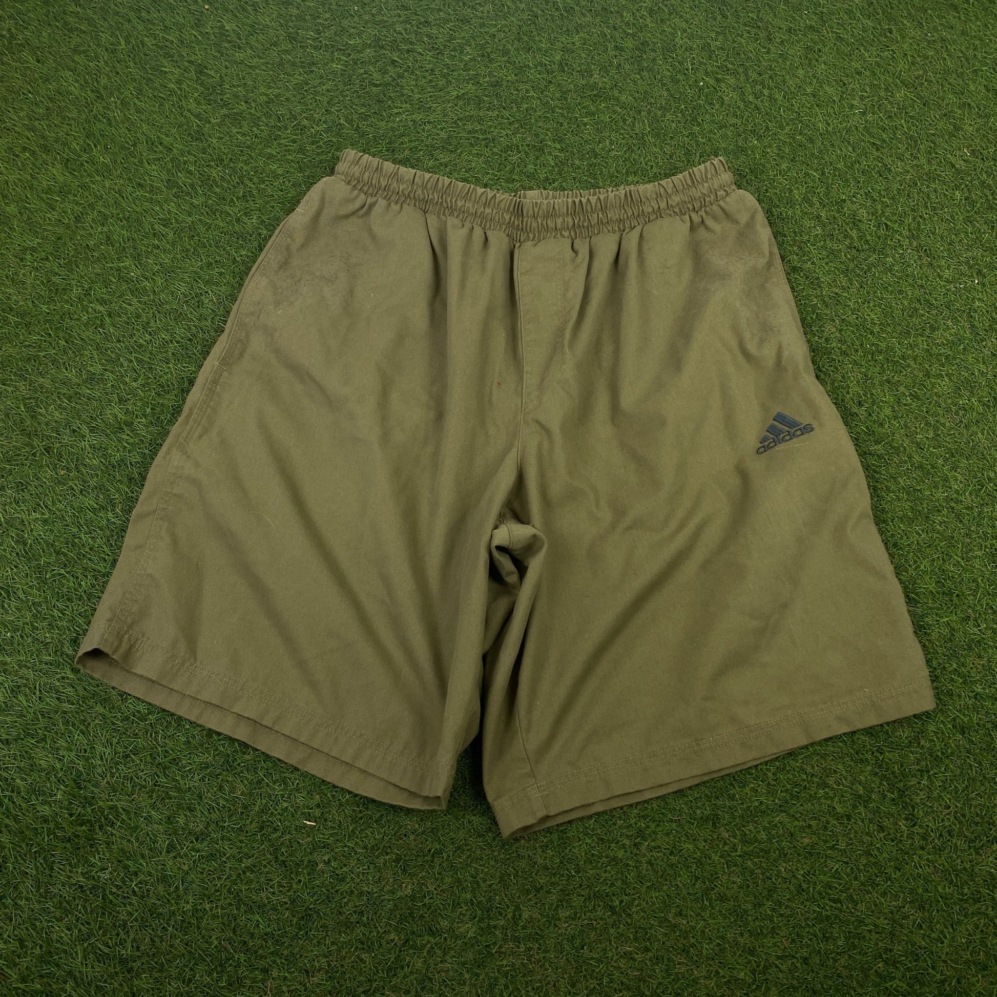 90s Adidas Shorts Brown Medium - Vintage Box