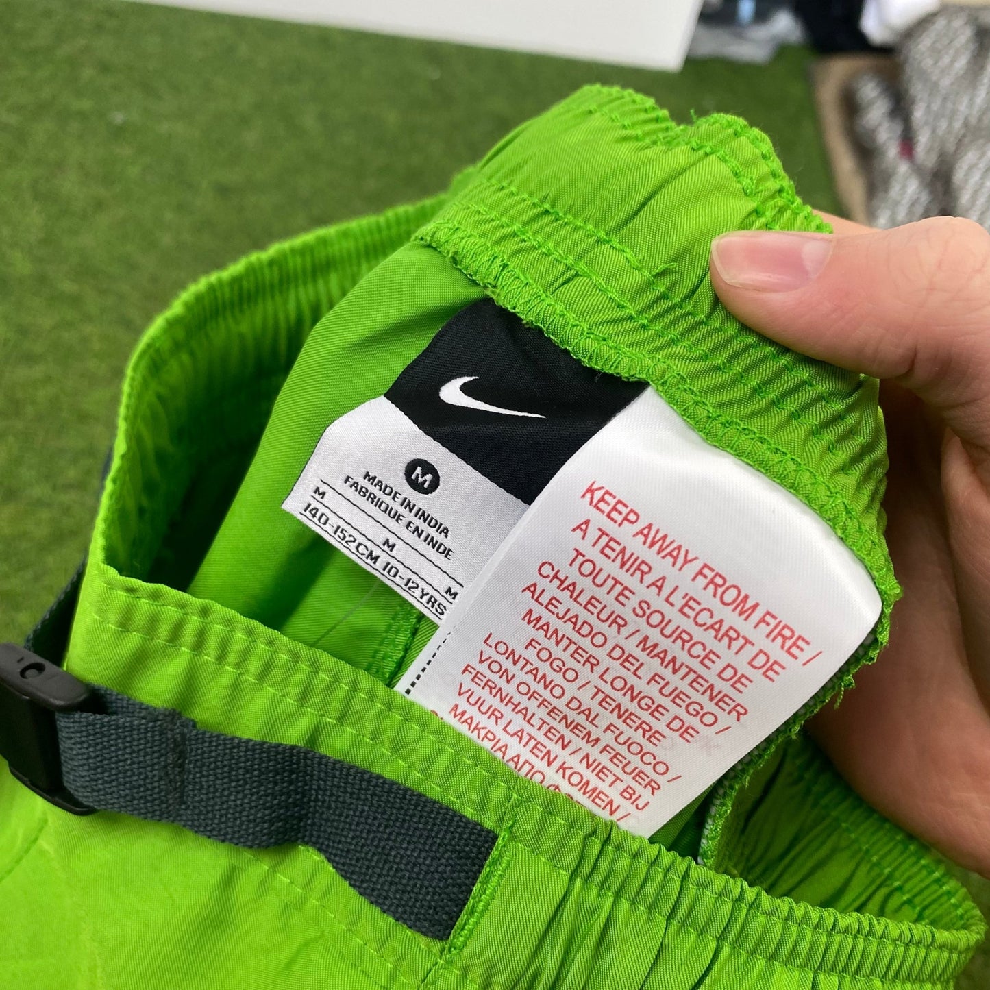 00s Nike Belted Shorts Green XS - Vintage Box