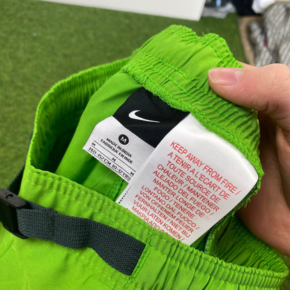 00s Nike Belted Shorts Green XS - Vintage Box
