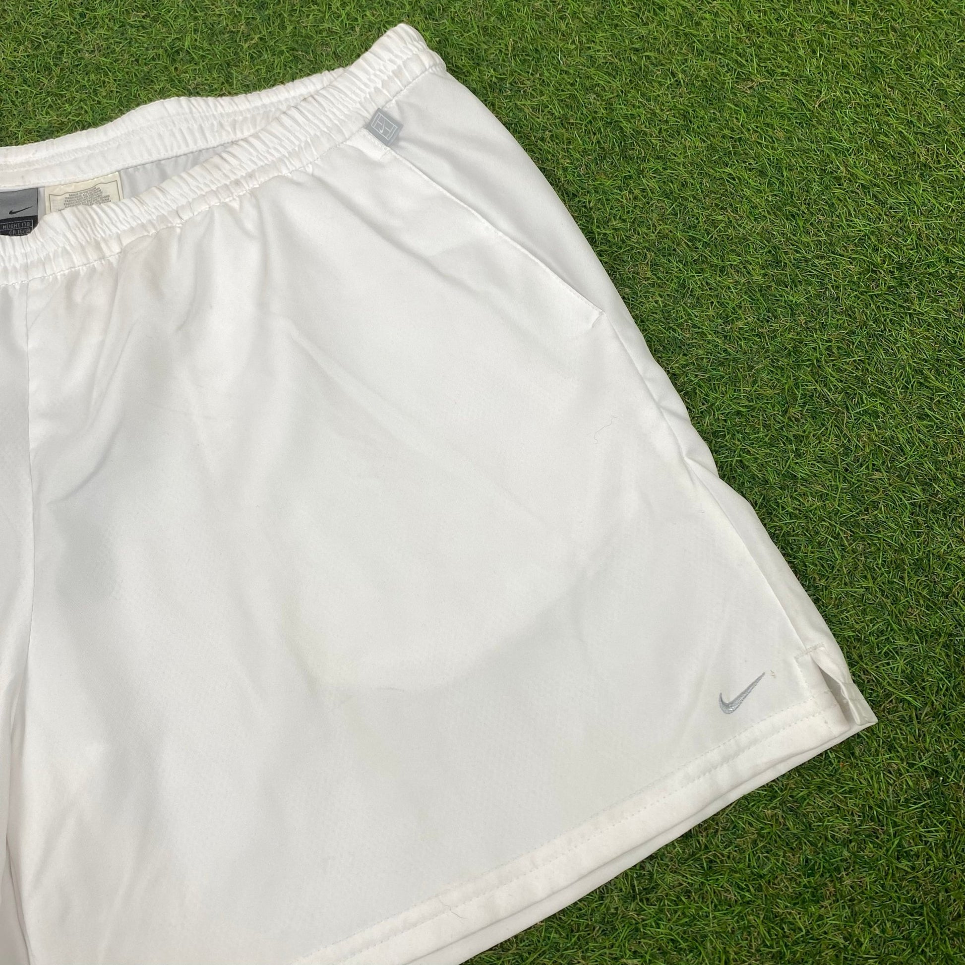 00s Nike Court Shorts White XL - Vintage Box