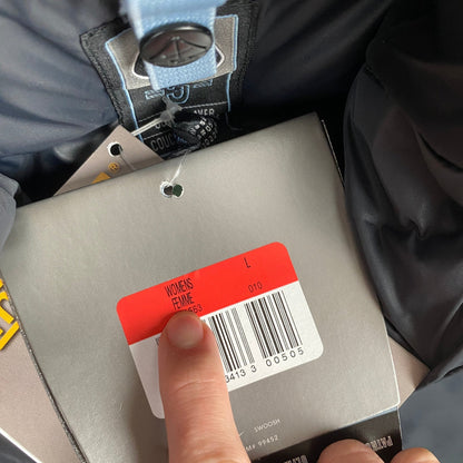 00s Nike ACG Puffer Jacket Black Large - Vintage Box