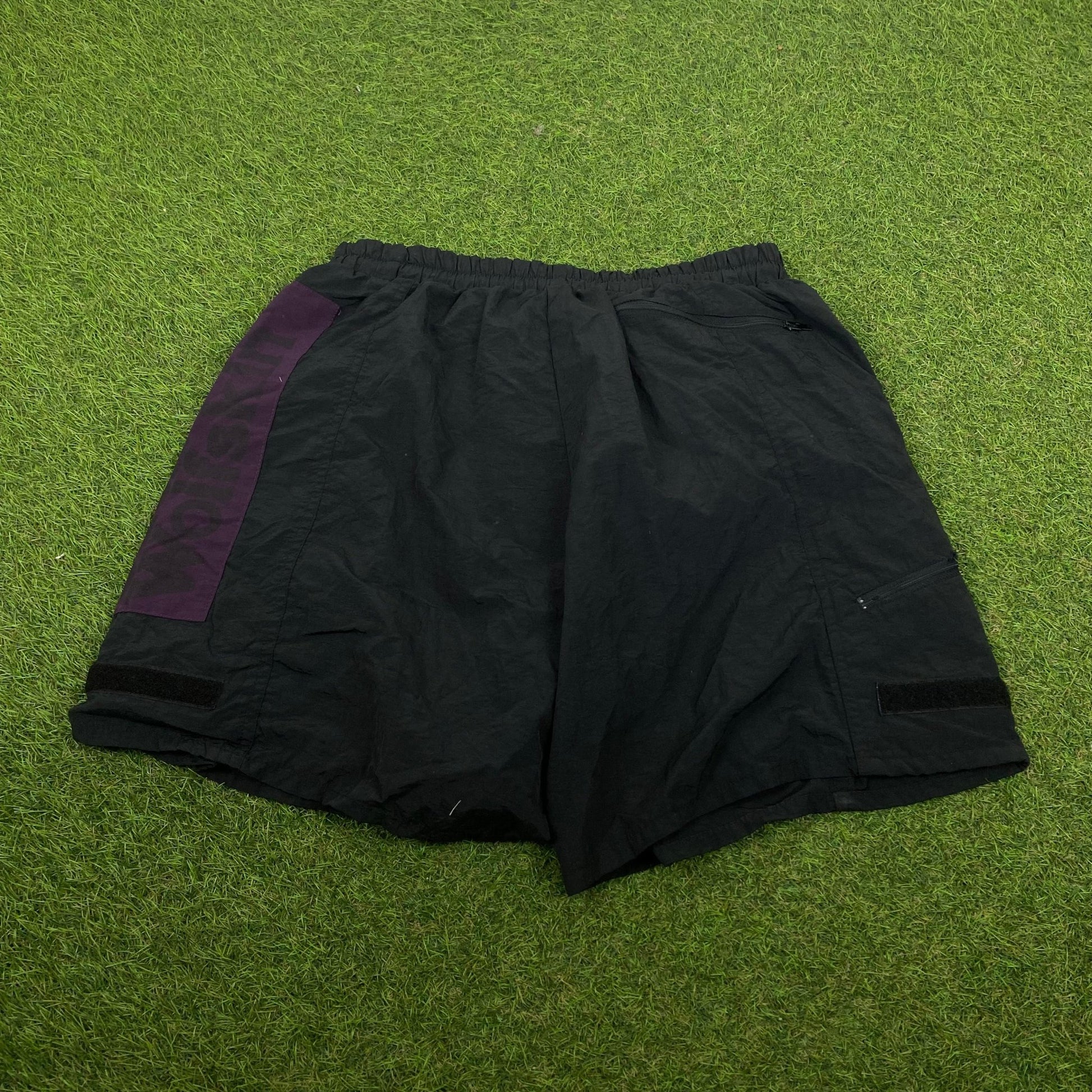 Retro Jack Wolfskin Shorts Black XL - Vintage Box