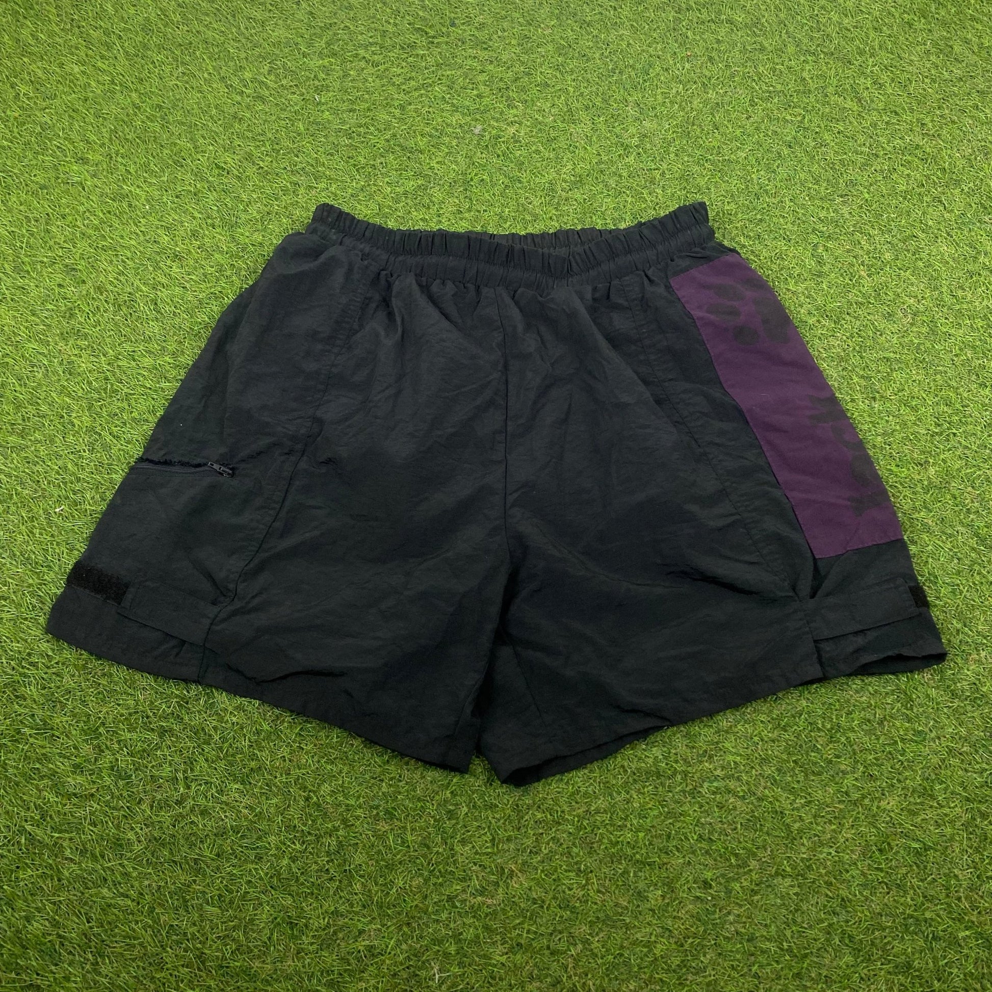 Retro Jack Wolfskin Shorts Black XL - Vintage Box