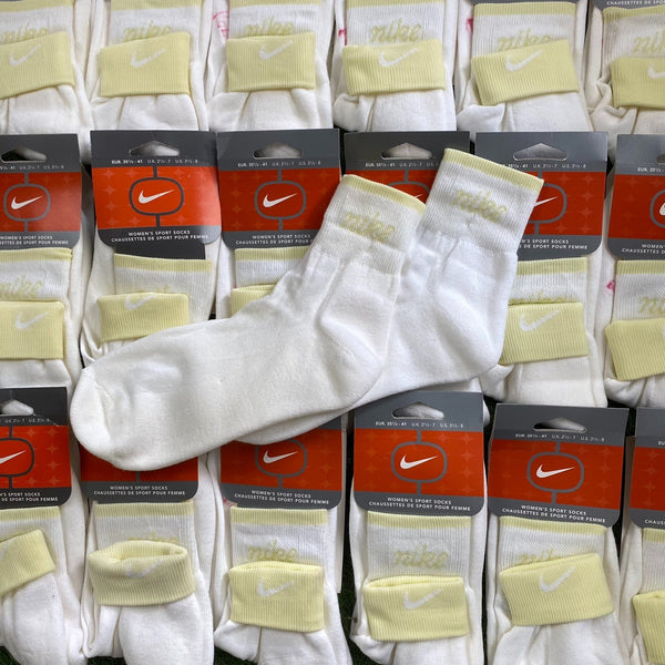 Vintage Nike Socks White Yellow