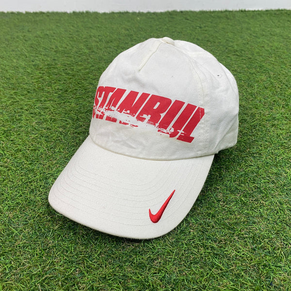 Vintage Nike Istanbul Hat White