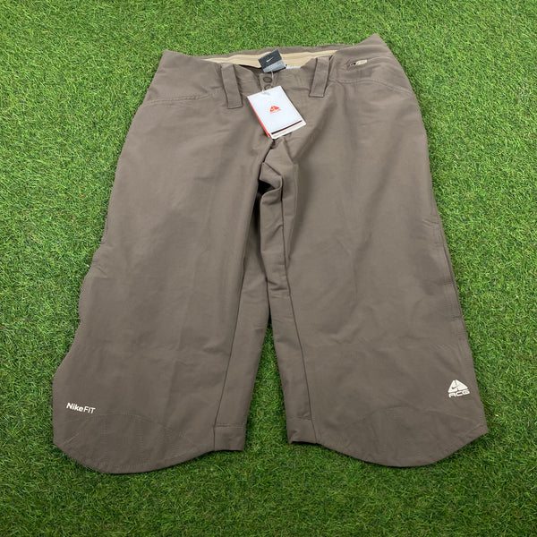 Vintage Nike ACG Cargo Shorts Brown Small