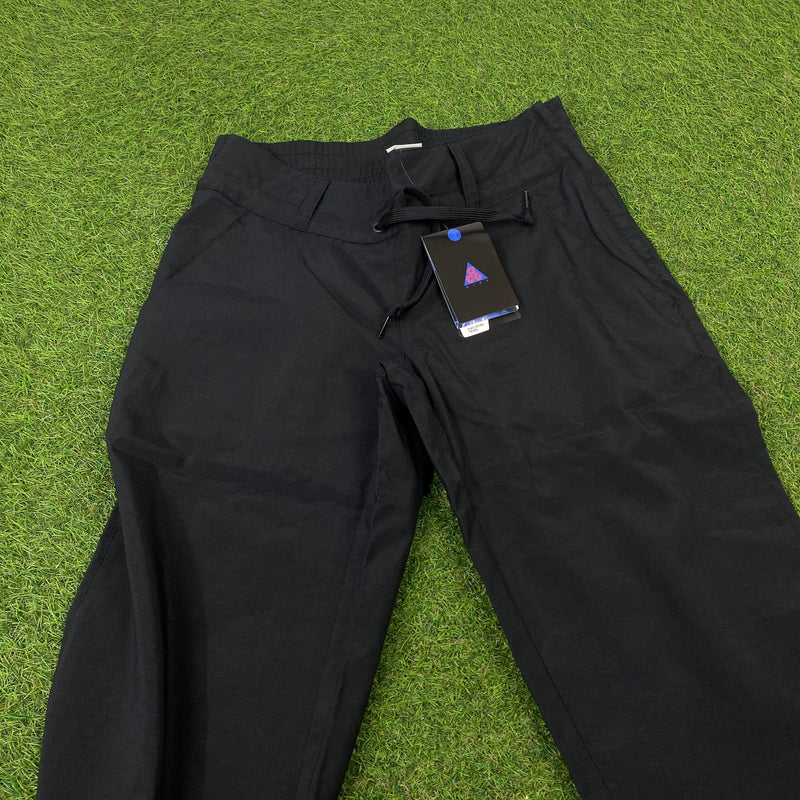 Vintage Nike ACG Cargo Trousers Joggers Black Medium