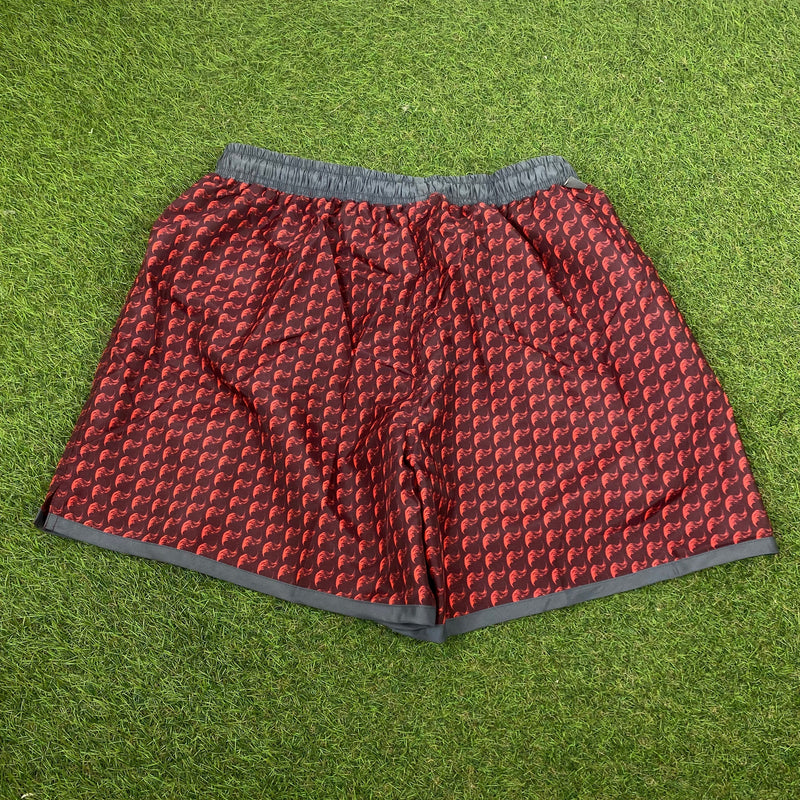 Vintage Nike Wavey Shorts Red Medium