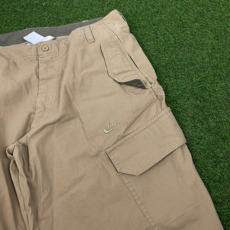 Vintage Nike Cargo Shorts Brown XL