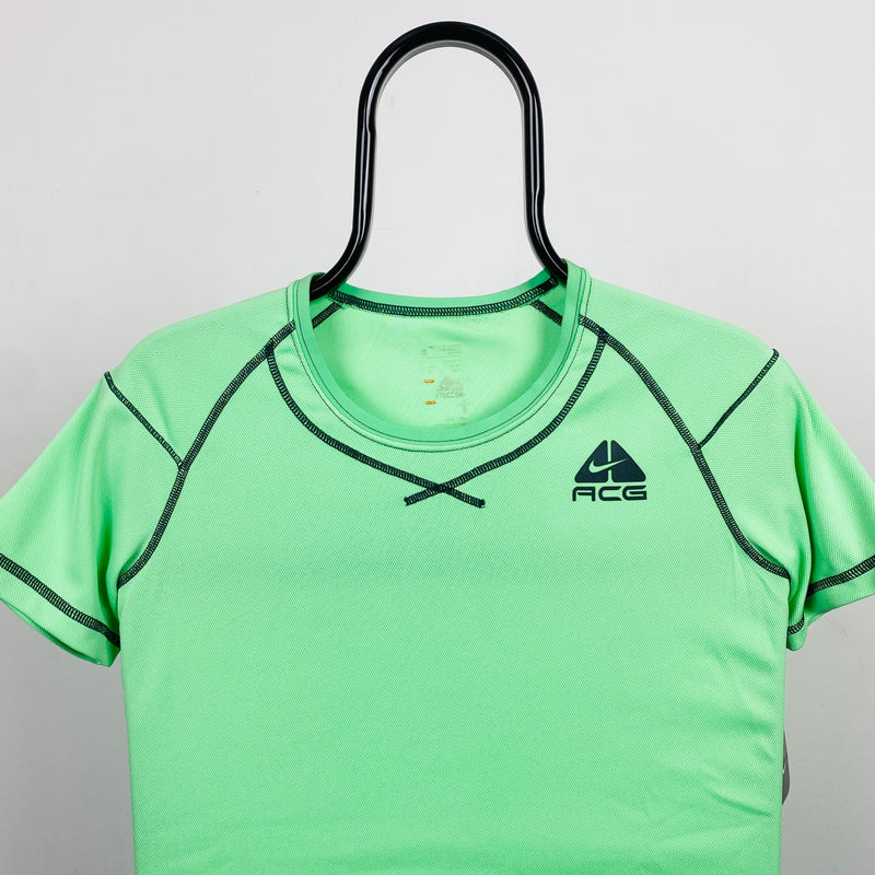 Vintage Nike ACG Dri-Fit T-Shirt Green Small