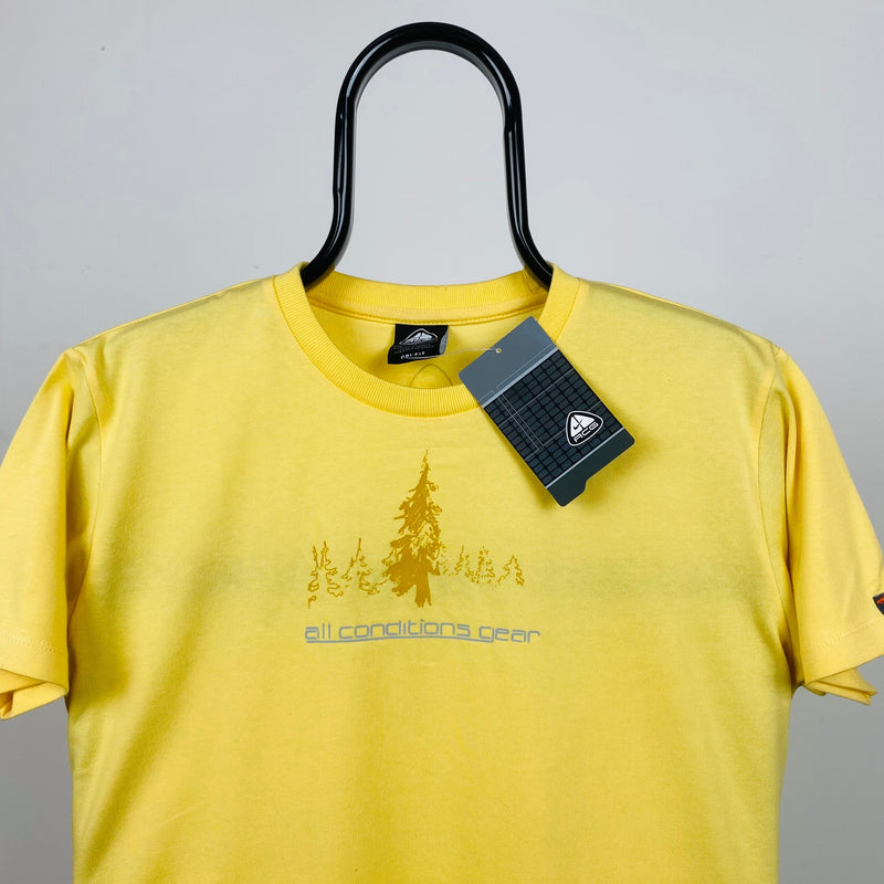 Vintage Nike ACG T-Shirt Yellow Medium