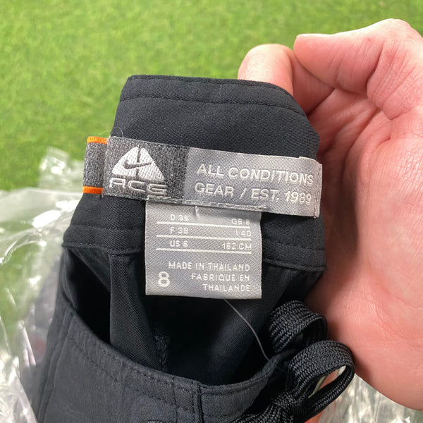 Vintage Nike ACG Cargo Shorts Black Medium