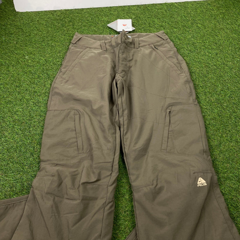 Vintage Nike ACG Cargo Trousers Joggers Brown Large