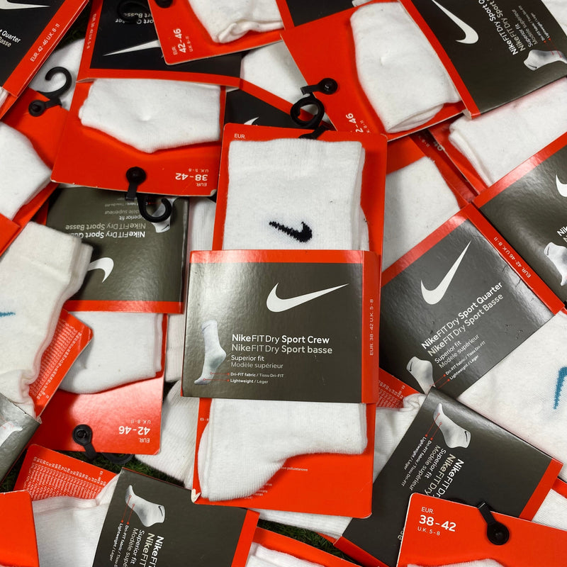 Vintage Nike Crew Fit Socks White Black