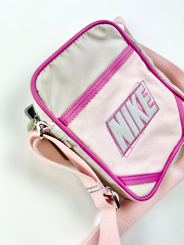 Vintage Nike Sling Bag OSFA